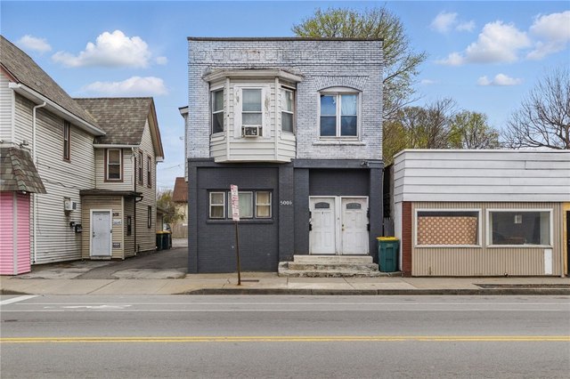 500 1/2 Lyell Avenue - 3
